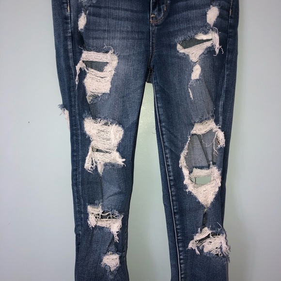 Distressed American Eagle Skinny Jeans - Picture 5 of 13